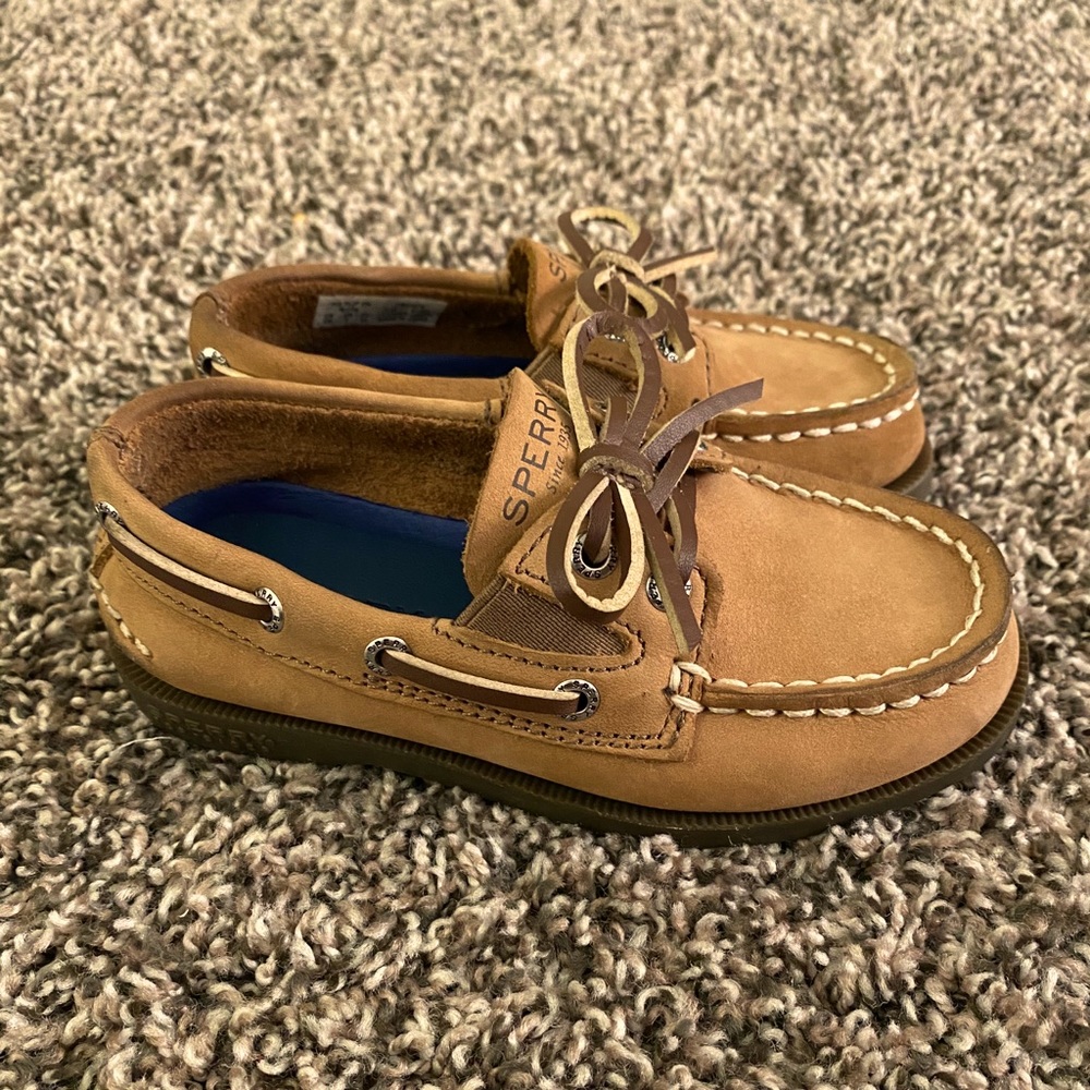Toddler Sperry’s